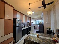 Hougang Avenue 8 (Hougang),  #556044911